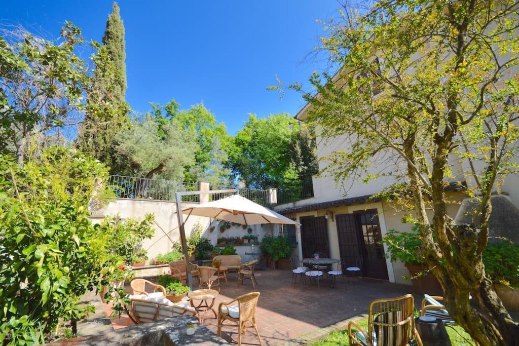 Apartment In Luxuryproperty Privatepool Garden Bbq Airc X8 Castelnuovo Di Porto Exterior foto